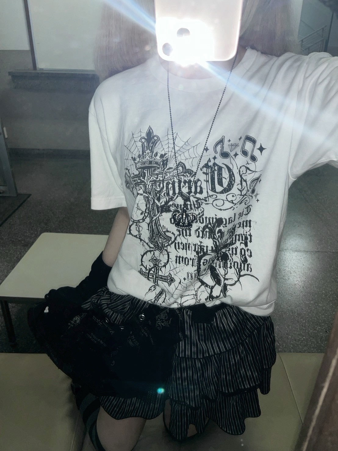 クロスプリントTシャツ